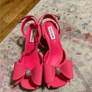 Steve Madden Hot Pink Bow Heels